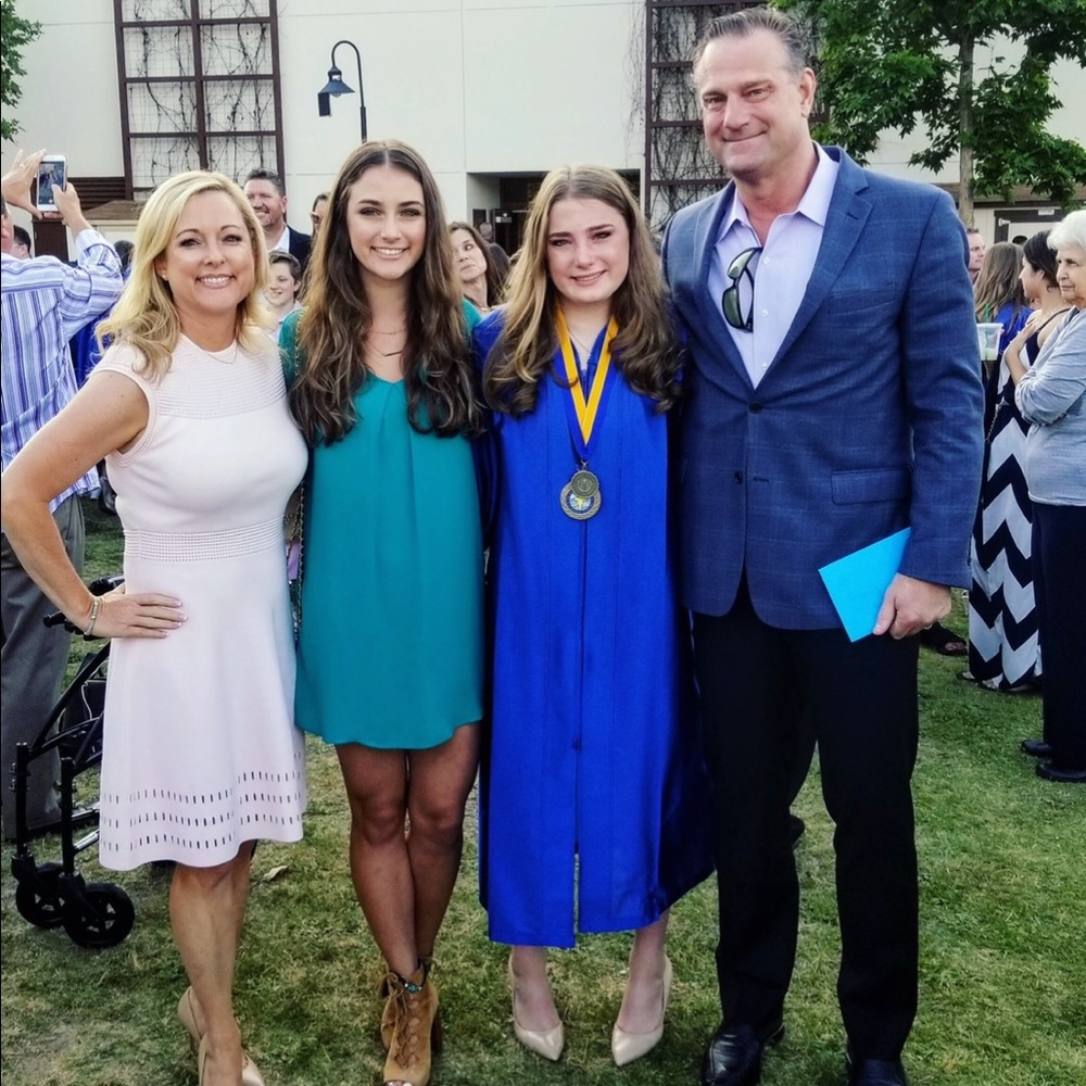 Nordstrom’s lush flowy teal dress